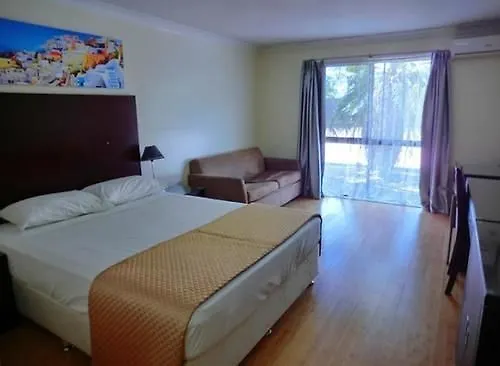 Centenary Motor Inn Darra