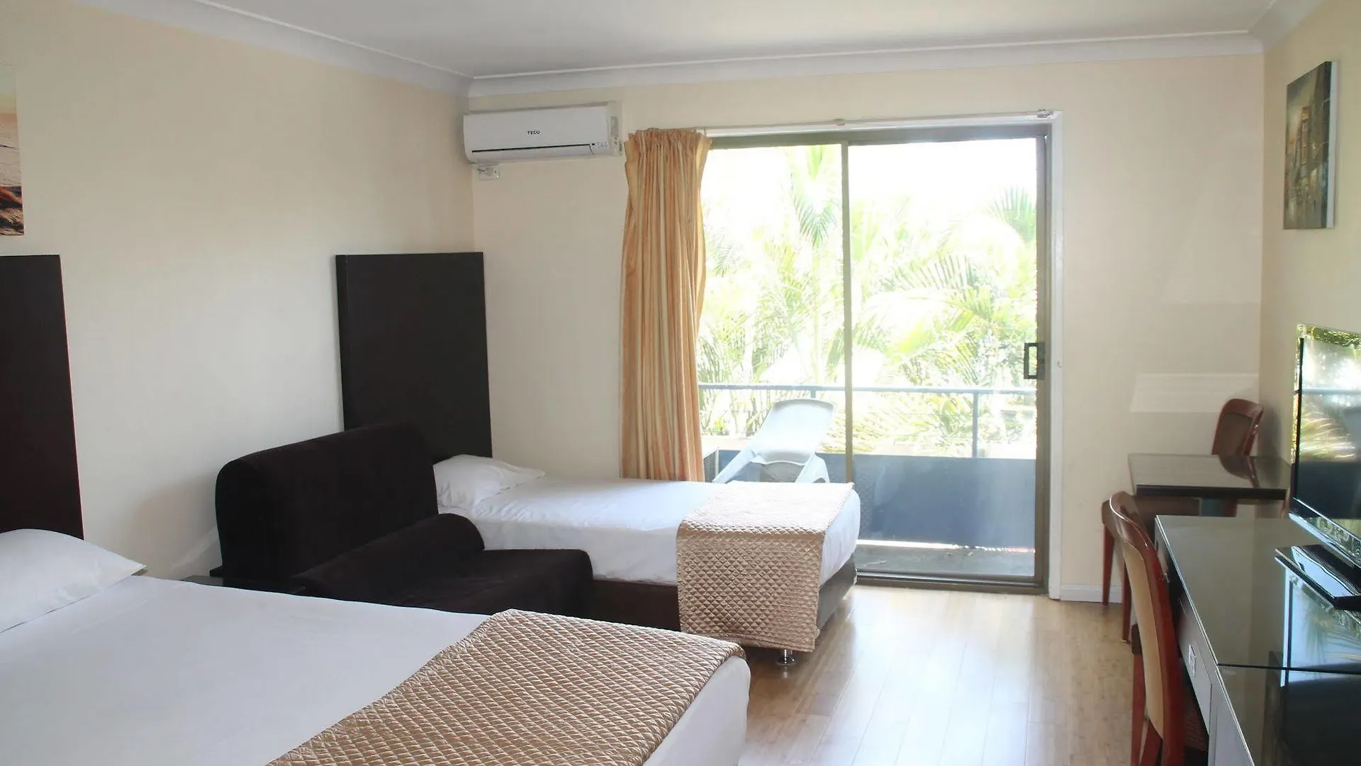 فندق Centenary Motor Inn Darra