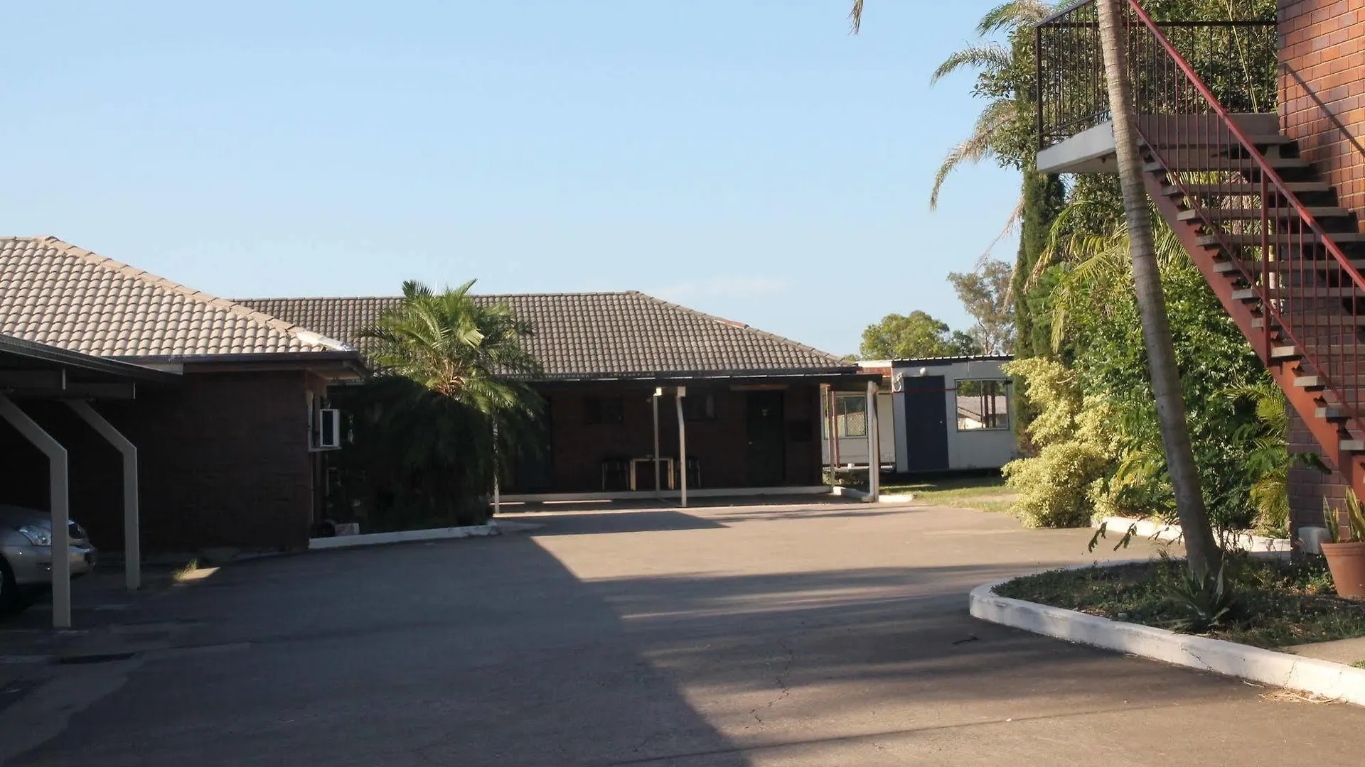 Centenary Motor Inn Darra فندق